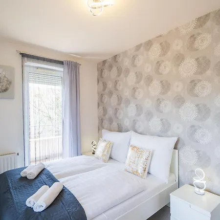 Myflat Club 218 Diamond Wellness Siófok