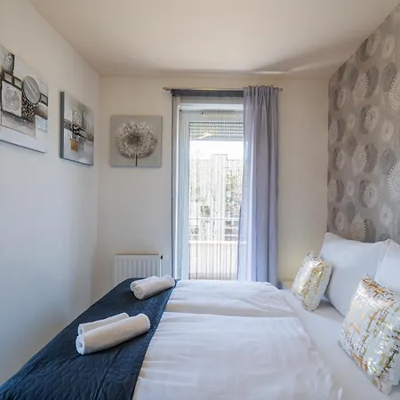 Myflat Club 218 Diamond Wellness *