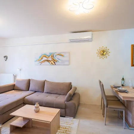 Апартаменты Myflat Club 218 Diamond Wellness *