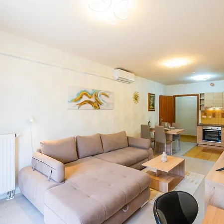 Myflat Club 218 Diamond Wellness