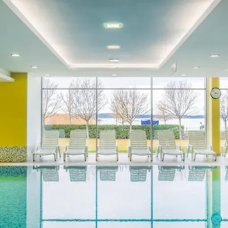 Myflat Club 218 Diamond Wellness Apartman *