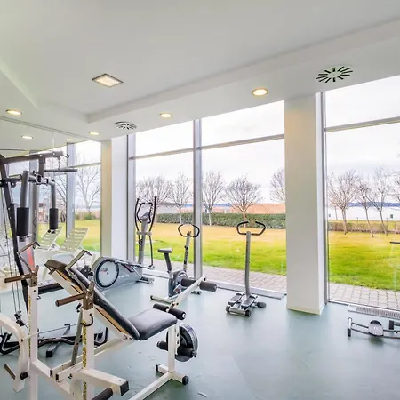Myflat Club 218 Diamond Wellness Apartment Siofok